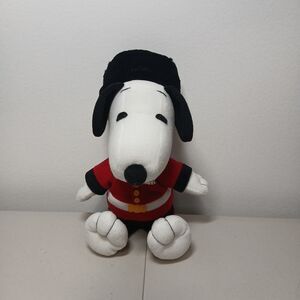 Peanuts Snoopy in Beefeater Uniform Stuffed Plush Animal Toy Doll 10"